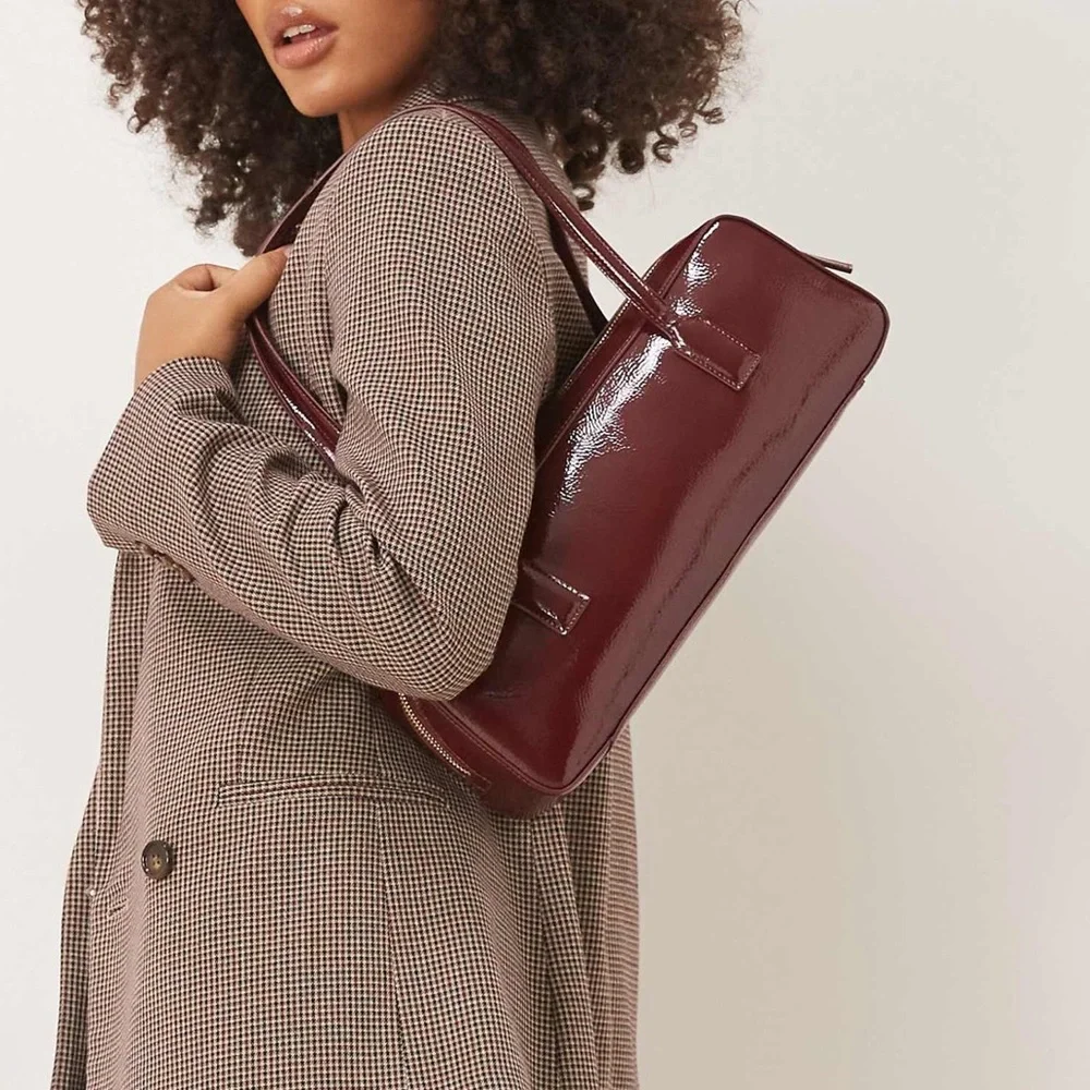 ASOS- burgundy patent faux leather elongated shoulder bag - Picture 2 of 5